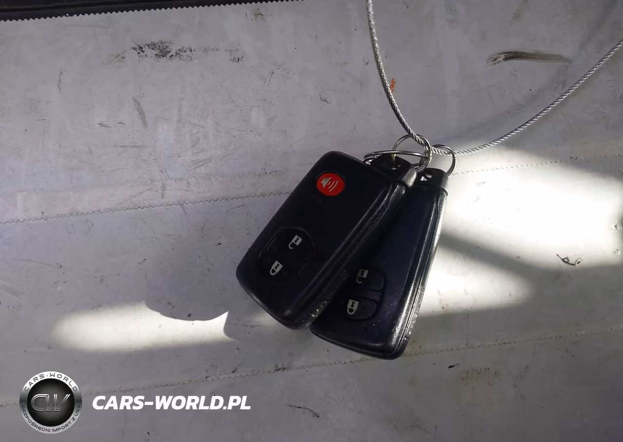 2010 Toyota Prius Iv VIN:JTDKN3DU5A0240445 - 11