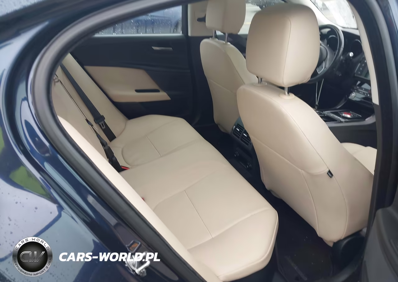 2018 Jaguar Xe 25T VIN:SAJAR4FX6JCP35945 - 8