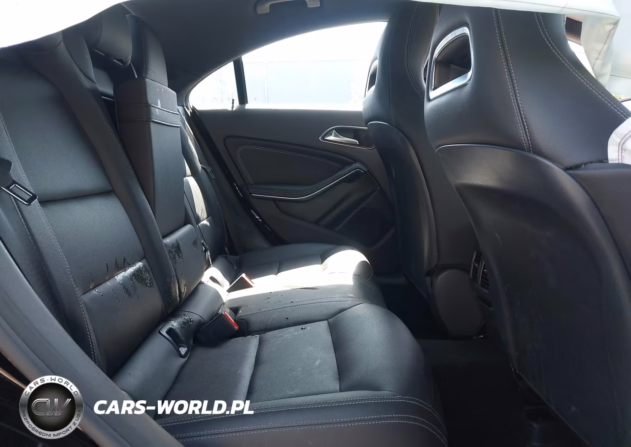 2018 Mercedes-Benz Cla 250 VIN:WDDSJ4EB9JN576493 - 8