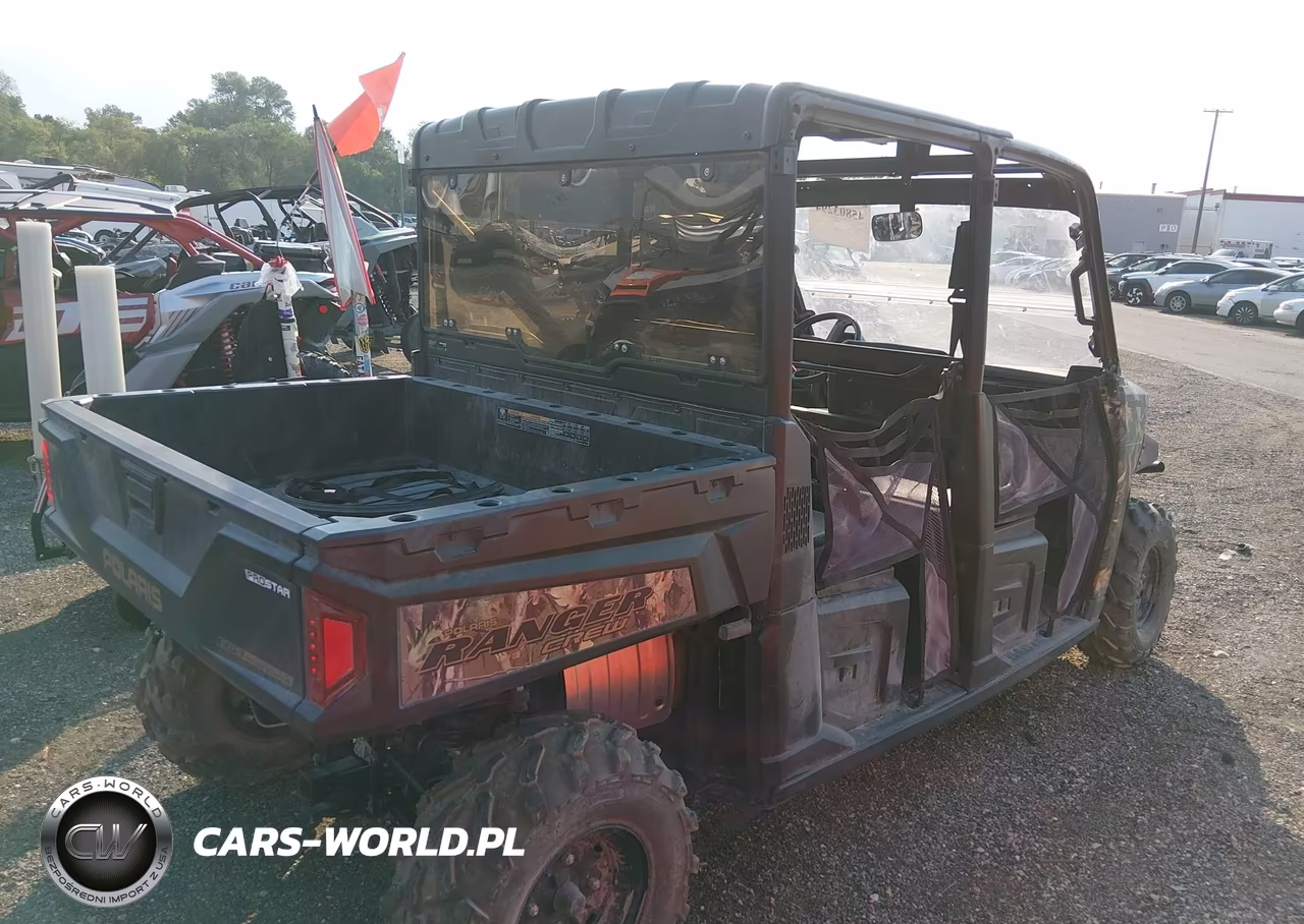 2015 Polaris Ranger Crew 900 Eps VIN:3NSRUE873FG877997 - 4