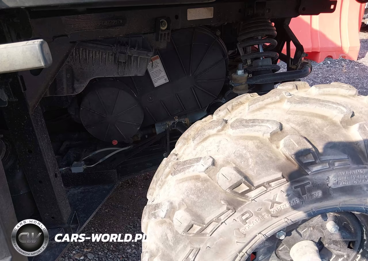 2015 Polaris Ranger Crew 900 Eps VIN:3NSRUE873FG877997 - 9