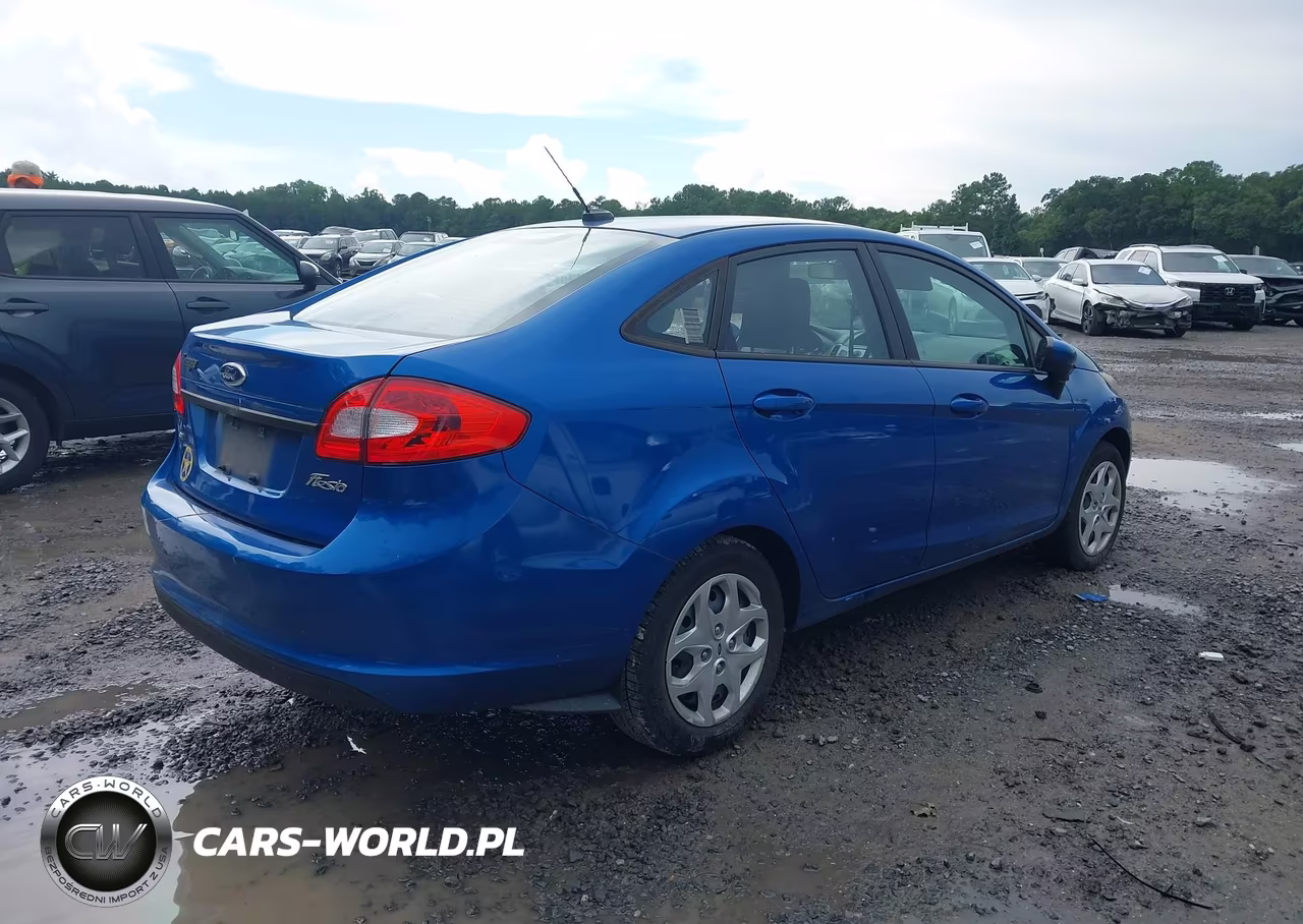 2011 Ford Fiesta Se VIN:3FADP4BJ4BM189526 - 4