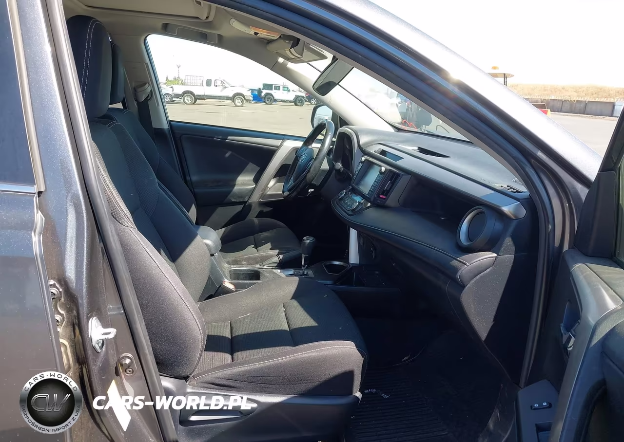 2017 Toyota Rav4 Hybrid Xle VIN:JTMRJREV6HD142466 - 5