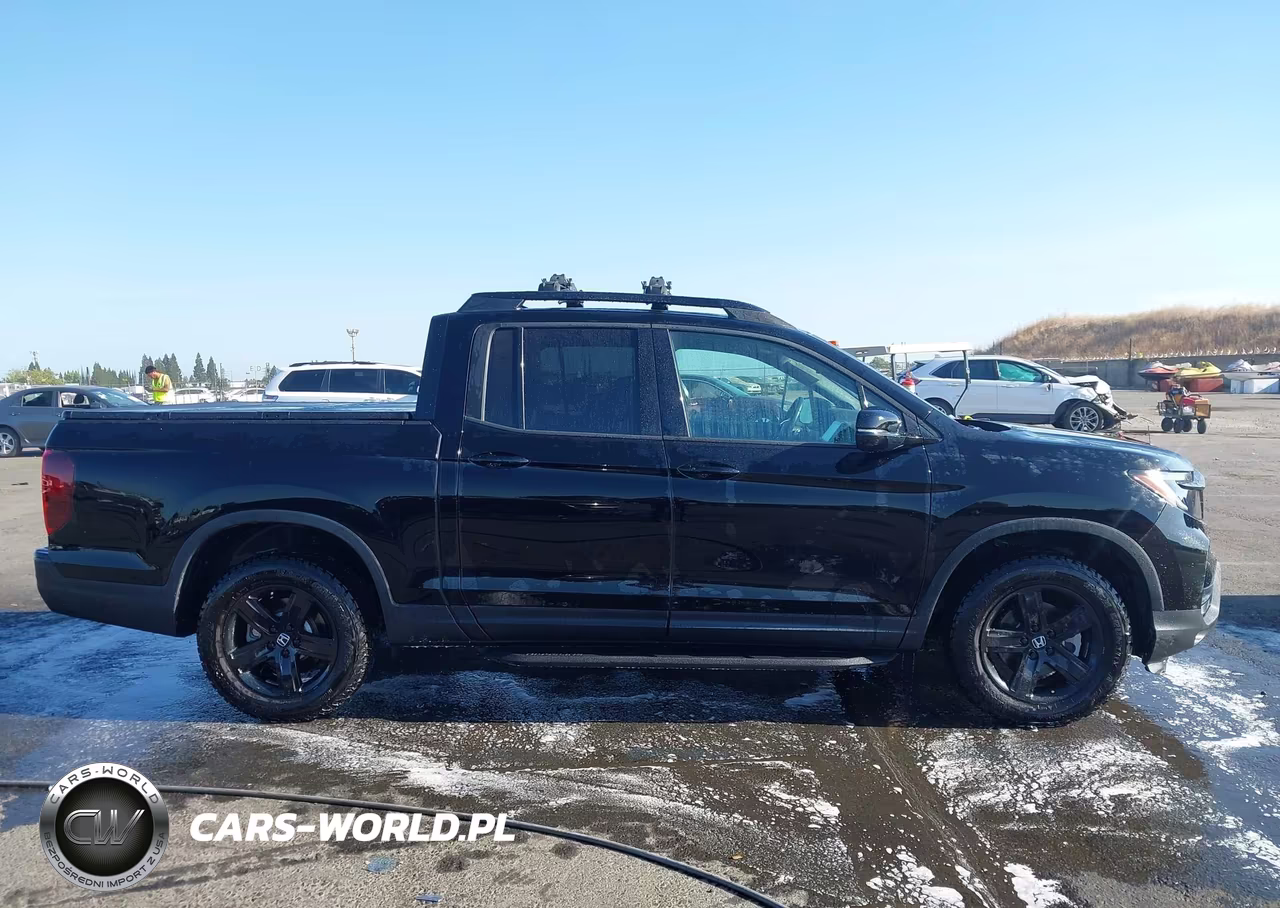 2023 Honda Ridgeline Black Edition VIN:5FPYK3F89PB023467 - 13