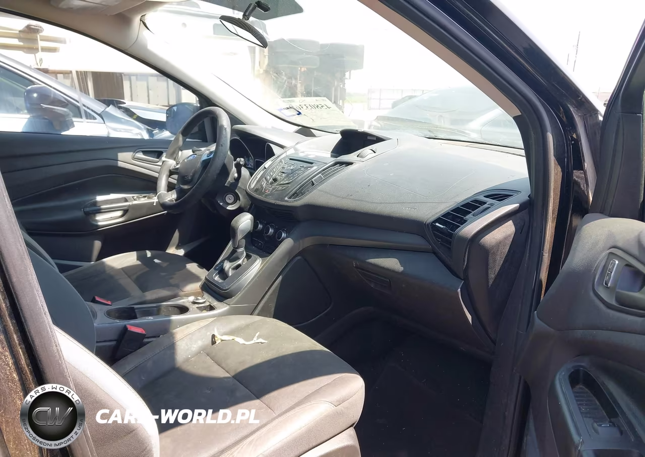 2016 Ford Escape S VIN:1FMCU0F75GUA09894 - 5
