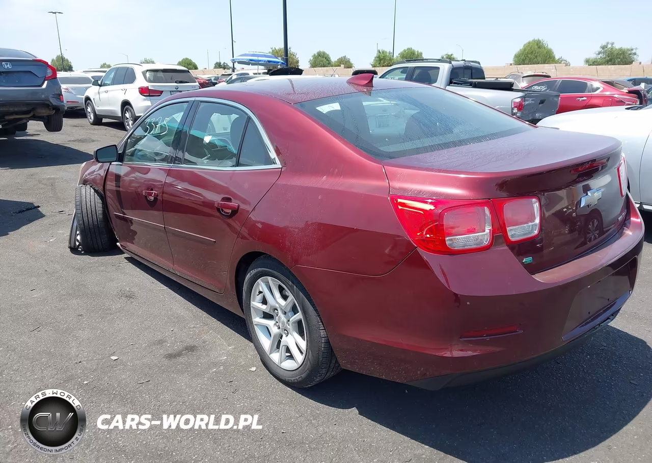 2015 Chevrolet Malibu 1Lt VIN:1G11C5SL4FF309582 - 3
