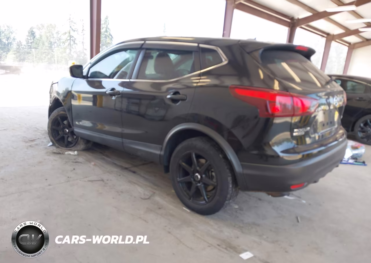 2018 Nissan Rogue Sport S VIN:JN1BJ1CR4JW250302 - 3