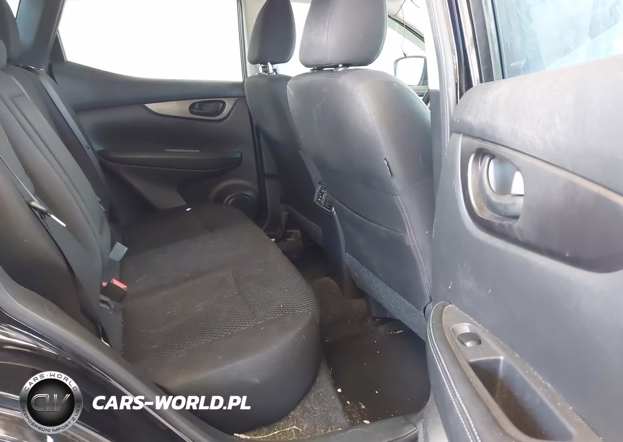 2018 Nissan Rogue Sport S VIN:JN1BJ1CR4JW250302 - 8