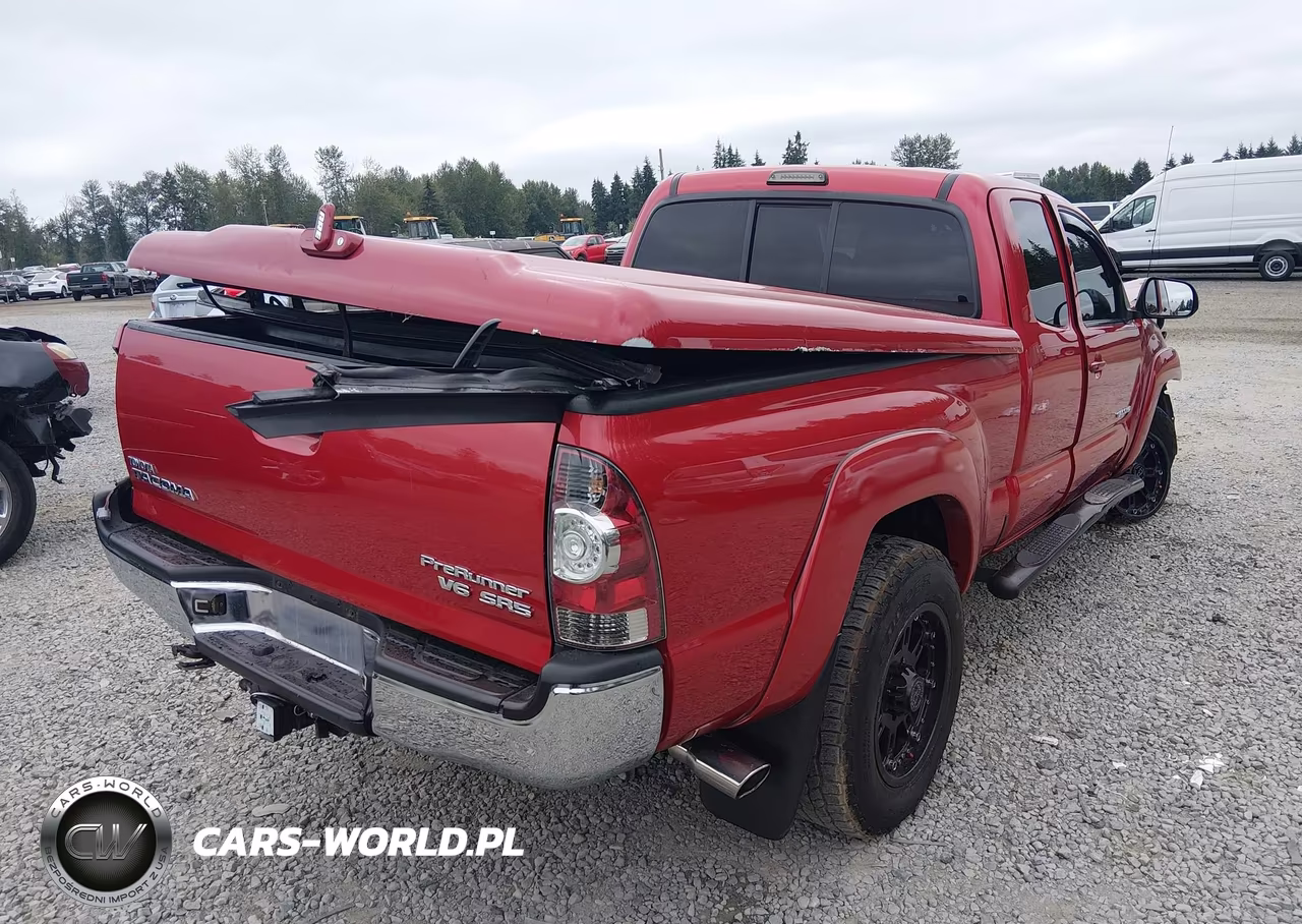 2011 Toyota Tacoma Prerunner V6 VIN:5TFTU4GN1BX007804 - 4