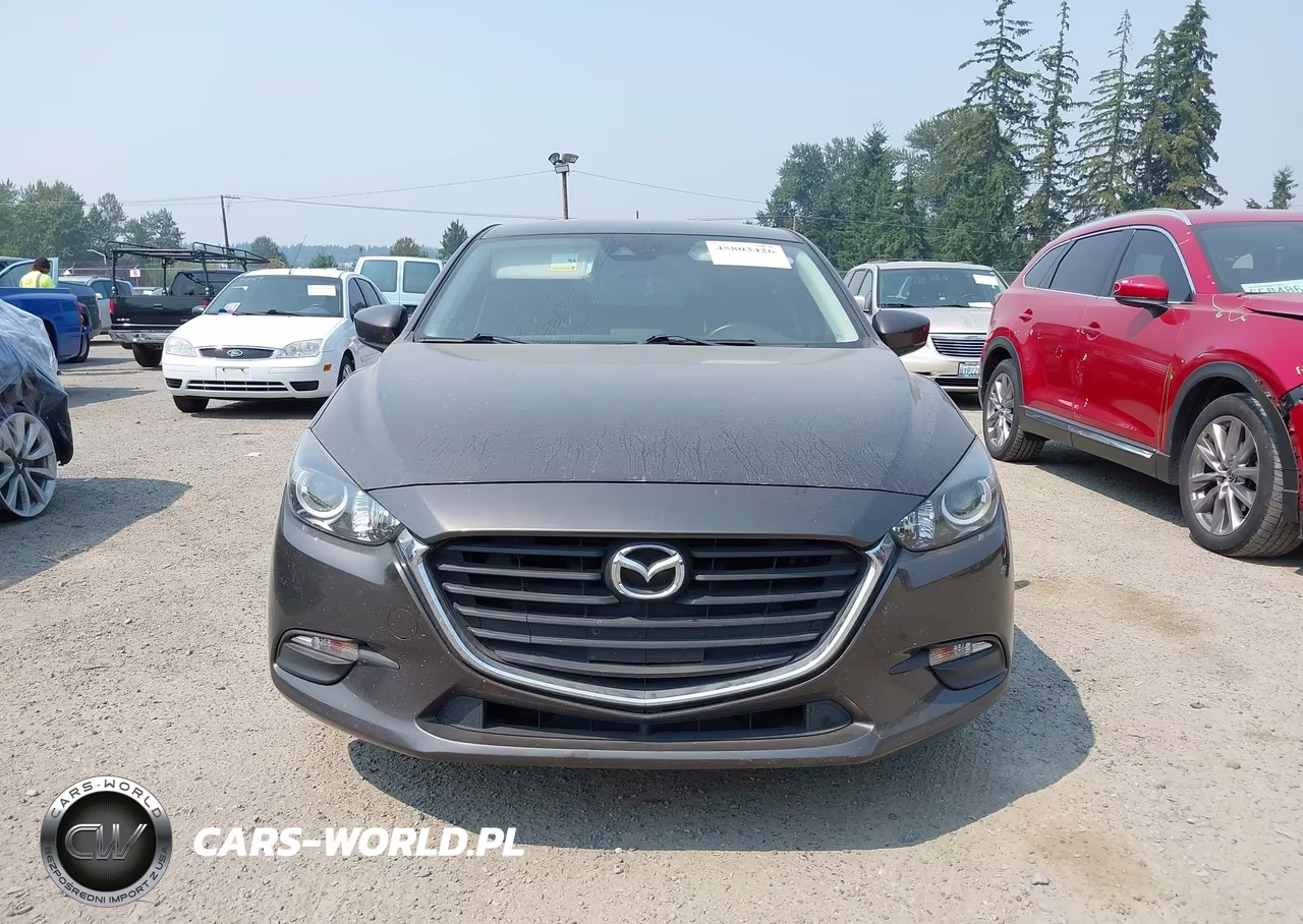2018 Mazda Mazda3 Touring VIN:3MZBN1L30JM194224 - 12