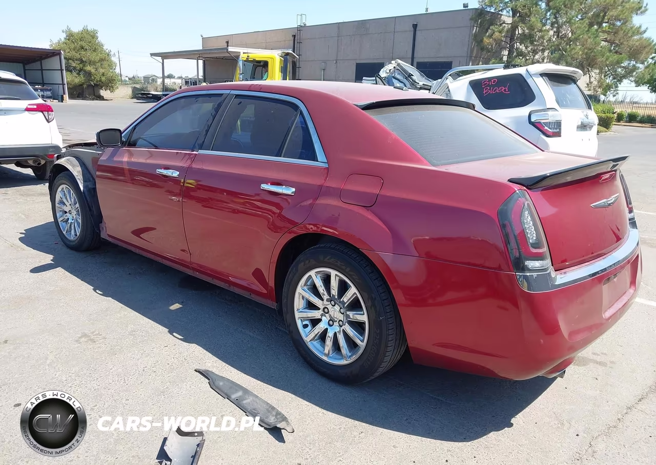 2013 Chrysler 300C VIN:2C3CCAET1DH661622 - 3