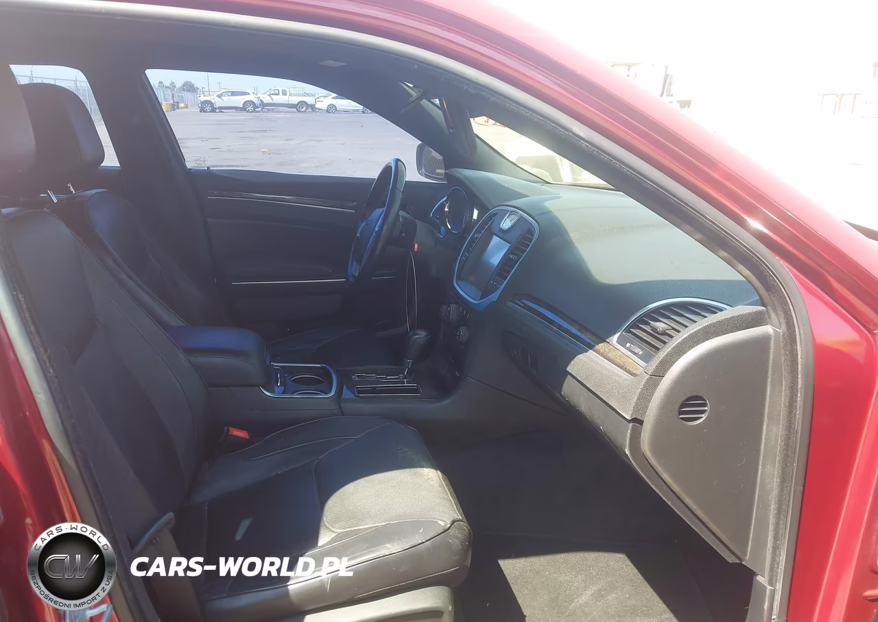 2013 Chrysler 300C VIN:2C3CCAET1DH661622 - 5