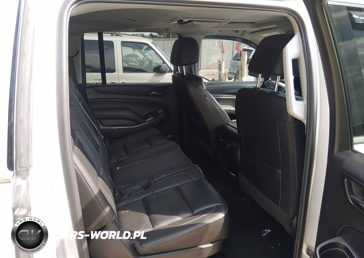 2018 Chevrolet Suburban Lt VIN:1GNSKHKC6JR179836 - 8
