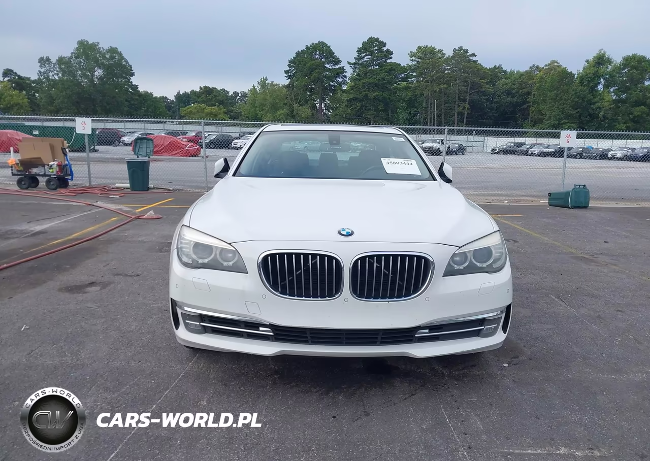2015 BMW 740I VIN:WBAYA6C52FGK16438 - 12