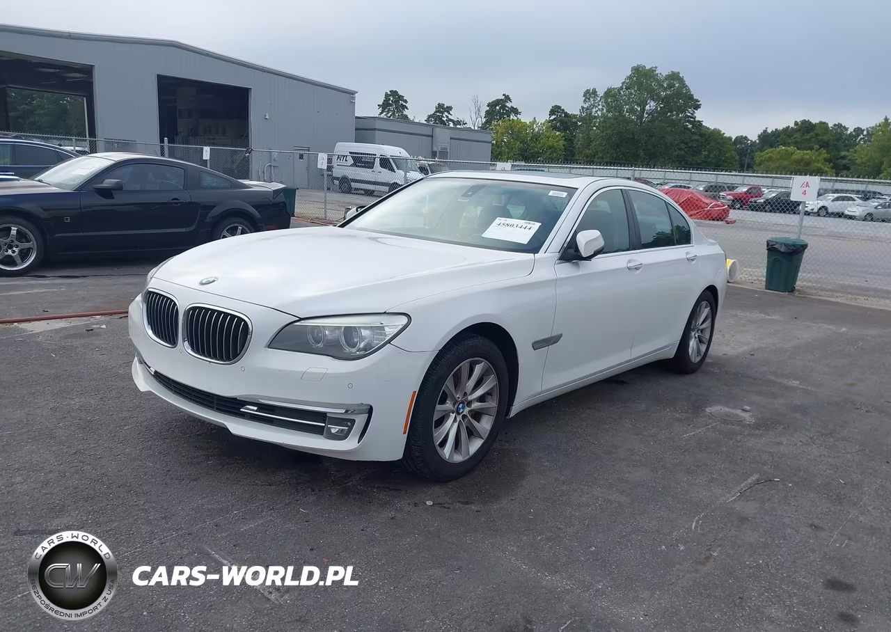 2015 BMW 740I VIN:WBAYA6C52FGK16438 - 2
