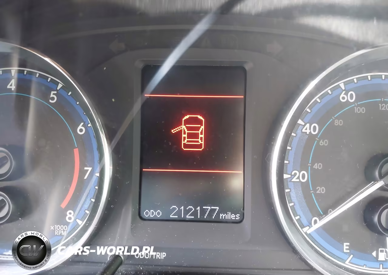 2019 Toyota Corolla Le VIN:2T1BURHE5KC240882 - 15