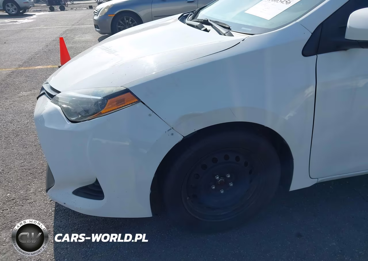 2019 Toyota Corolla Le VIN:2T1BURHE5KC240882 - 6