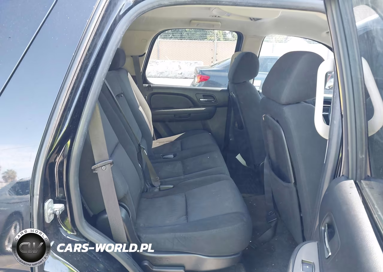 2010 Chevrolet Tahoe Ls VIN:1GNMCAE39AR168256 - 8
