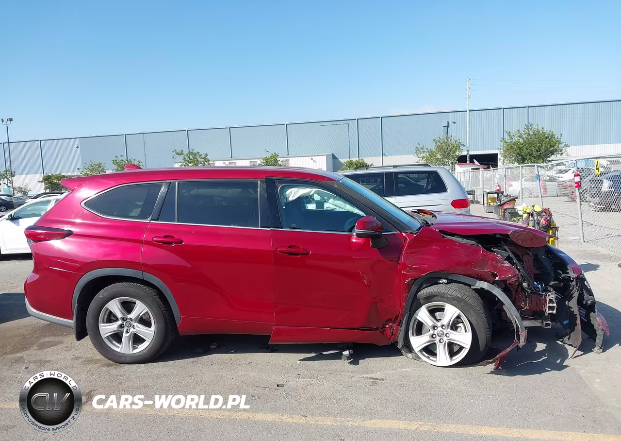 2020 Toyota Highlander Le VIN:5TDBZRBH1LS510252 - 12