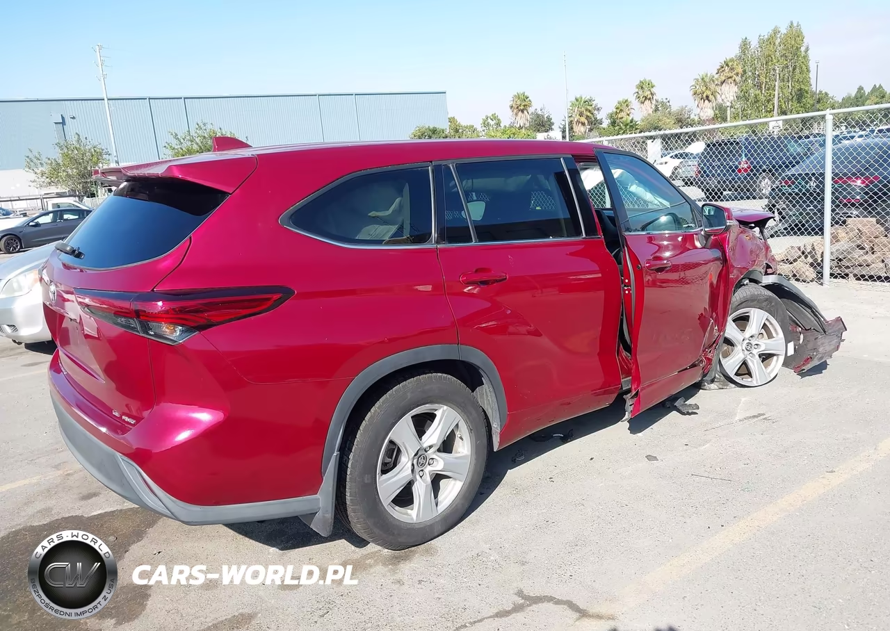 2020 Toyota Highlander Le VIN:5TDBZRBH1LS510252 - 4