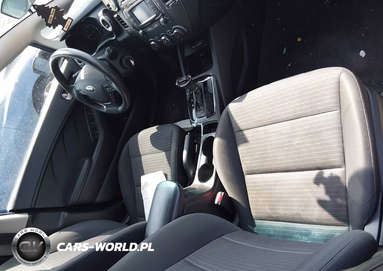 2017 Kia Forte Lx VIN:3KPFL4A73HE113643 - 5