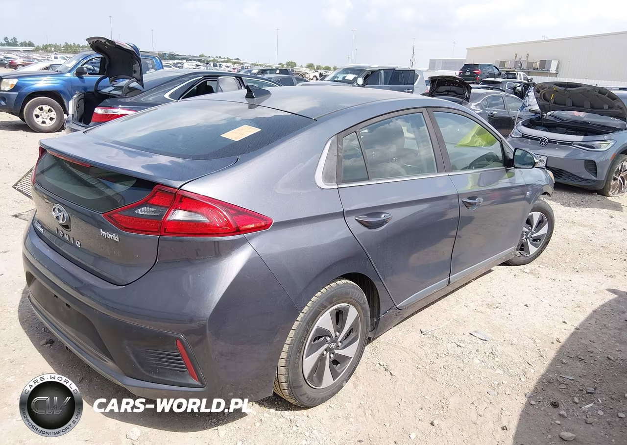 2018 Hyundai Ioniq Hybrid Sel VIN:KMHC75LC0JU066159 - 4