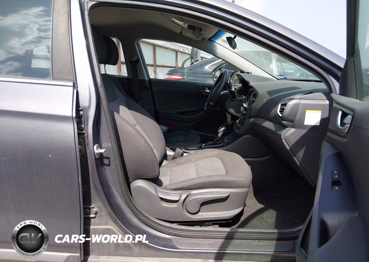 2018 Hyundai Ioniq Hybrid Sel VIN:KMHC75LC0JU066159 - 5