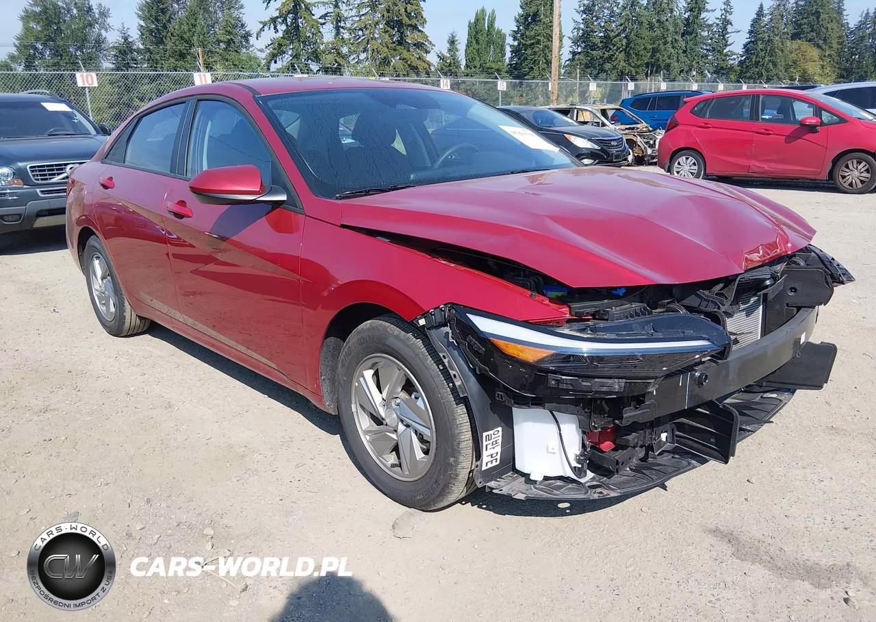 2025 Hyundai Elantra Se