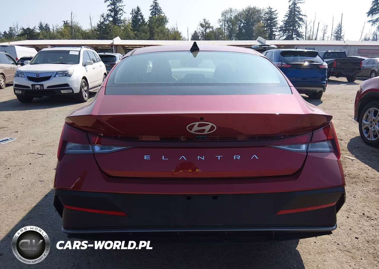 2025 Hyundai Elantra Se VIN:KMHLL4DG8SU093313 - 17