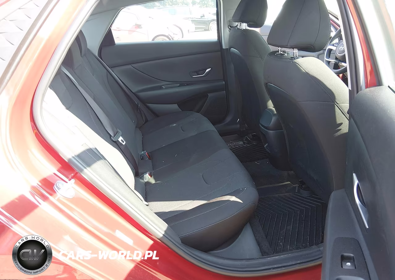 2025 Hyundai Elantra Se VIN:KMHLL4DG8SU093313 - 8
