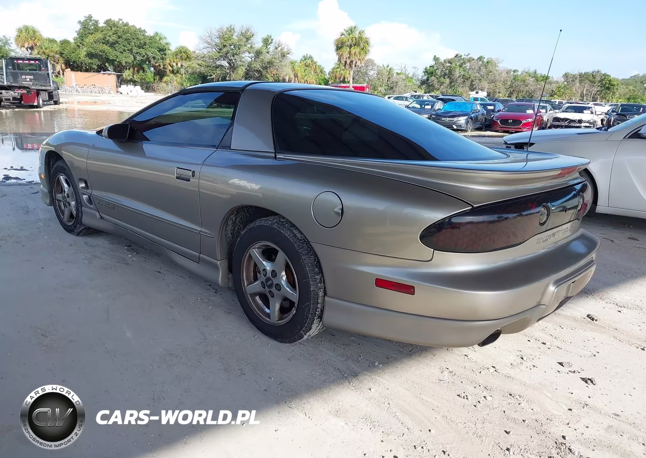 2001 Pontiac Firebird VIN:2G2FS22K212111359 - 3