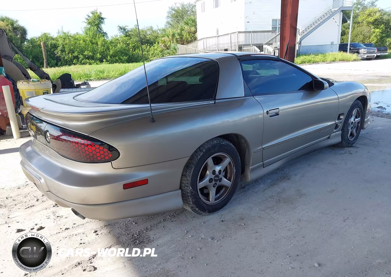 2001 Pontiac Firebird VIN:2G2FS22K212111359 - 4