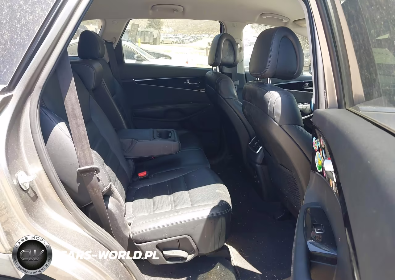 2016 Kia Sorento 2.0T Ex VIN:5XYPH4A10GG123176 - 8