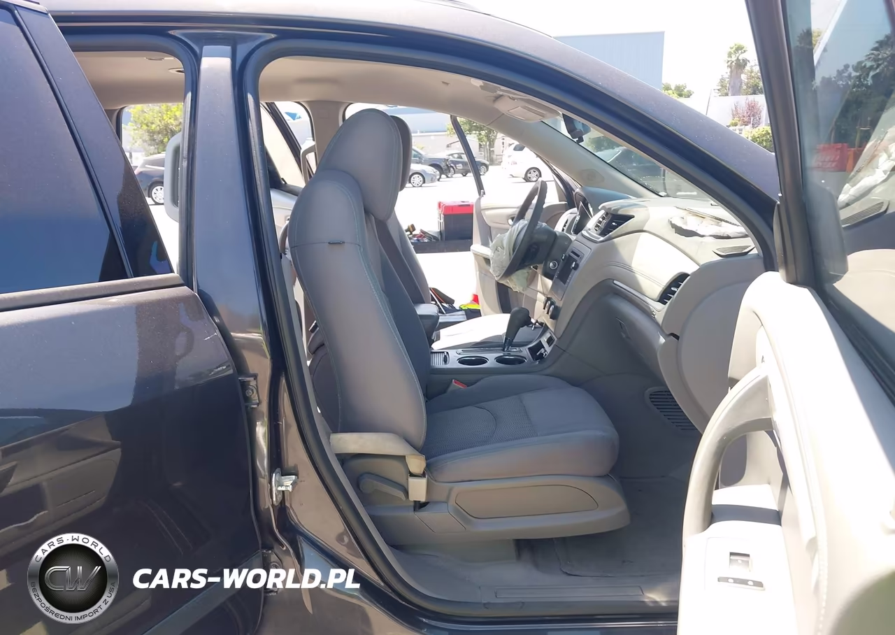 2015 Chevrolet Traverse Ls VIN:1GNKVFED1FJ233422 - 5