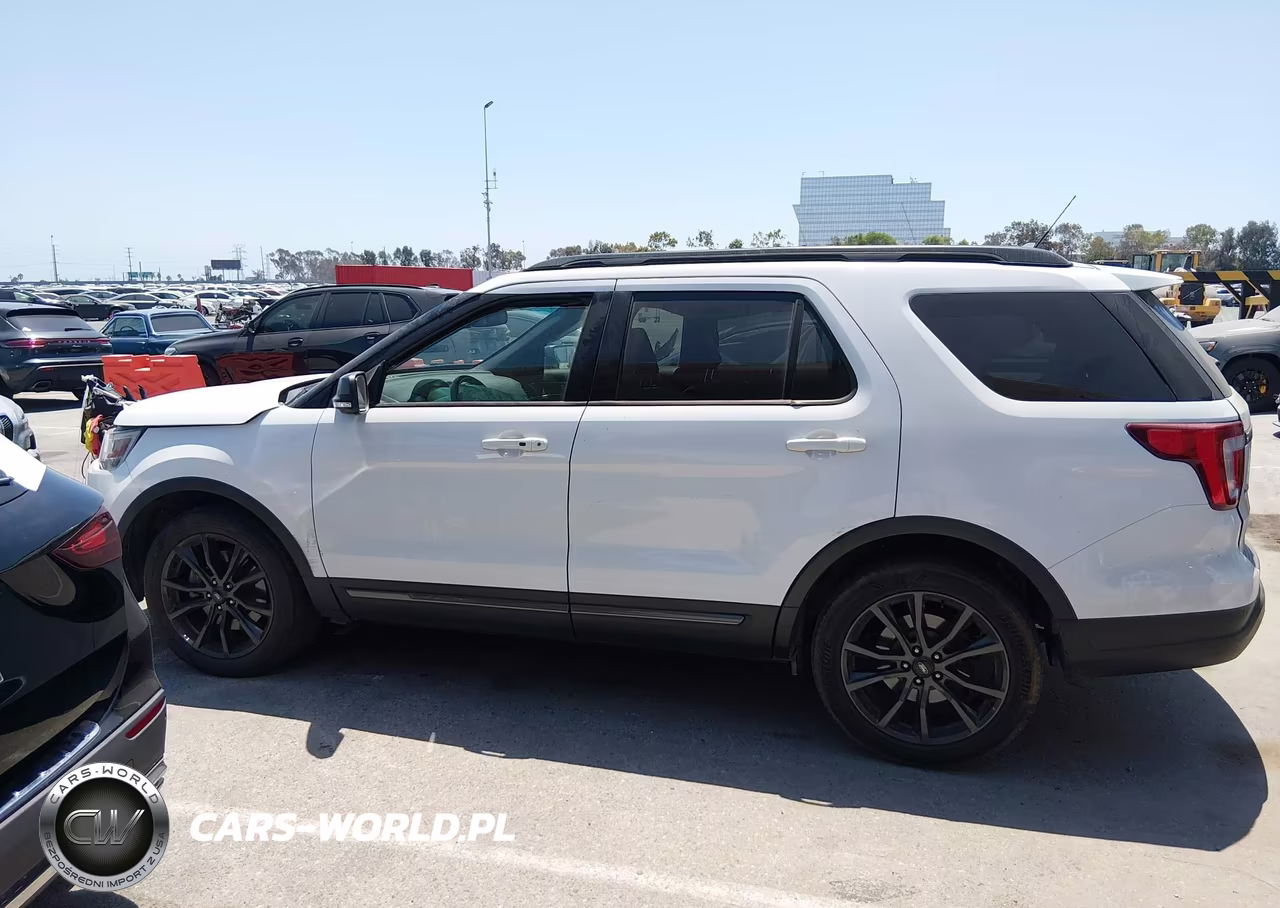 2019 Ford Explorer Xlt VIN:1FM5K7D84KGB08796 - 14