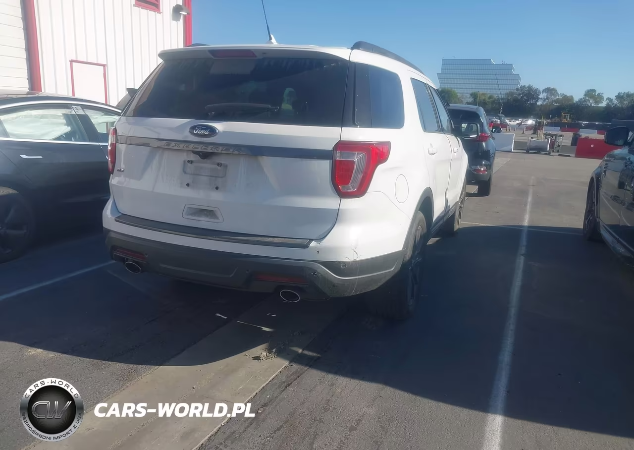 2019 Ford Explorer Xlt VIN:1FM5K7D84KGB08796 - 4