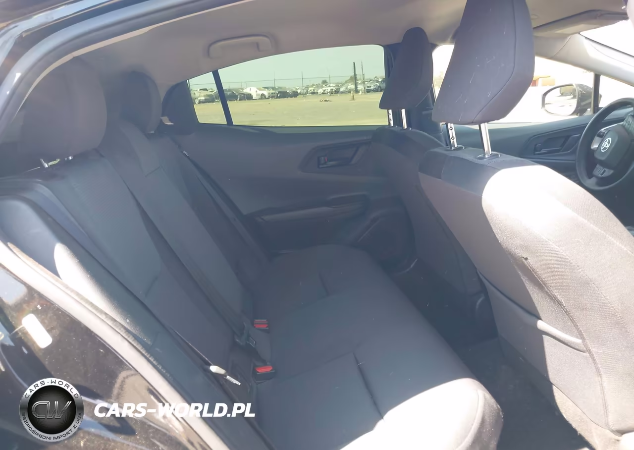 2024 Toyota Prius Le VIN:JTDACAAU3R3030124 - 8