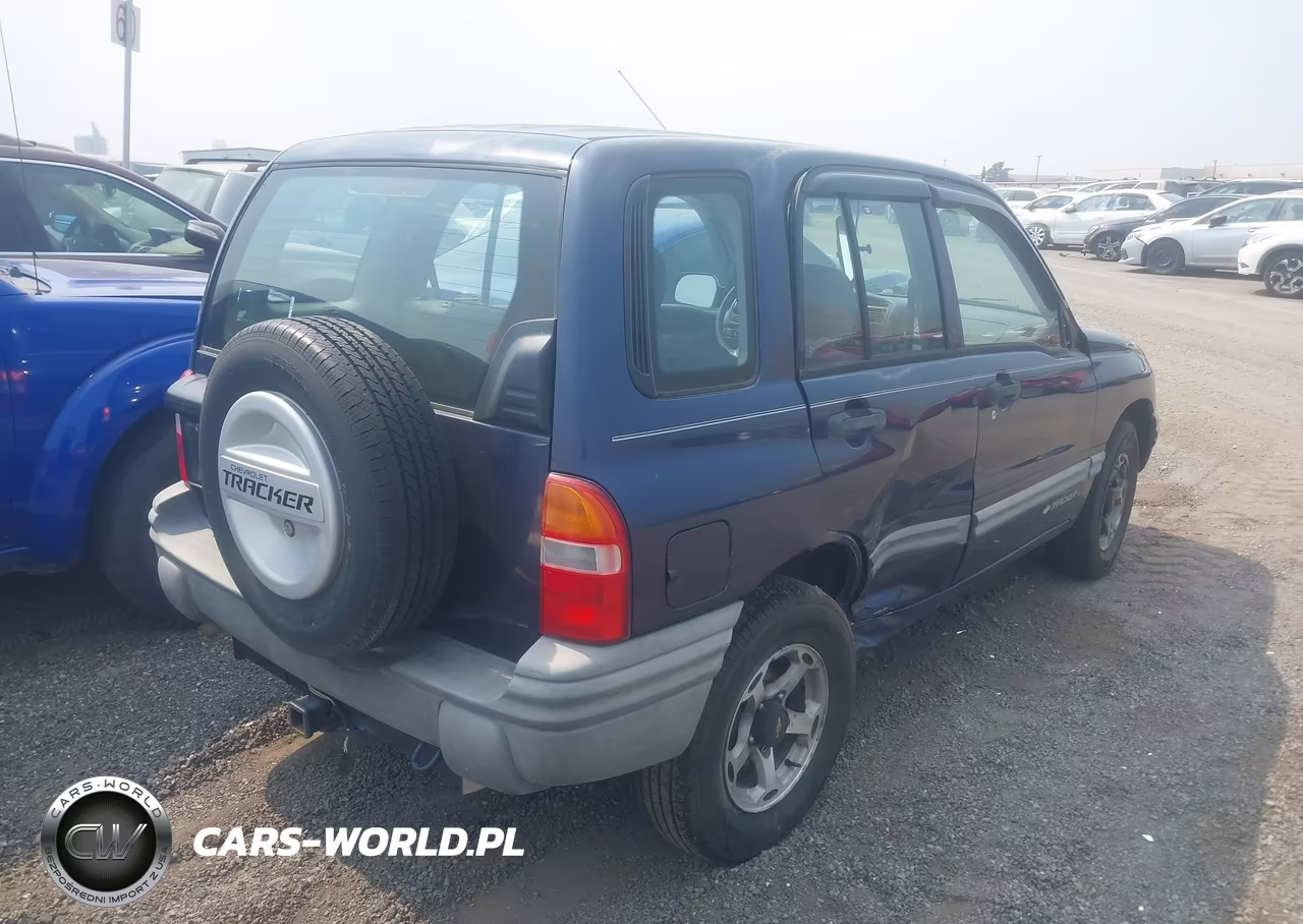 2000 Chevrolet Tracker Hard Top VIN:2CNBJ13C4Y6932279 - 4