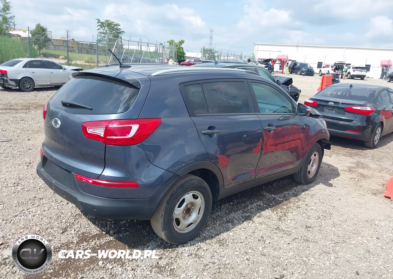 2011 Kia Sportage Lx VIN:KNDPB3A28B7090423 - 4