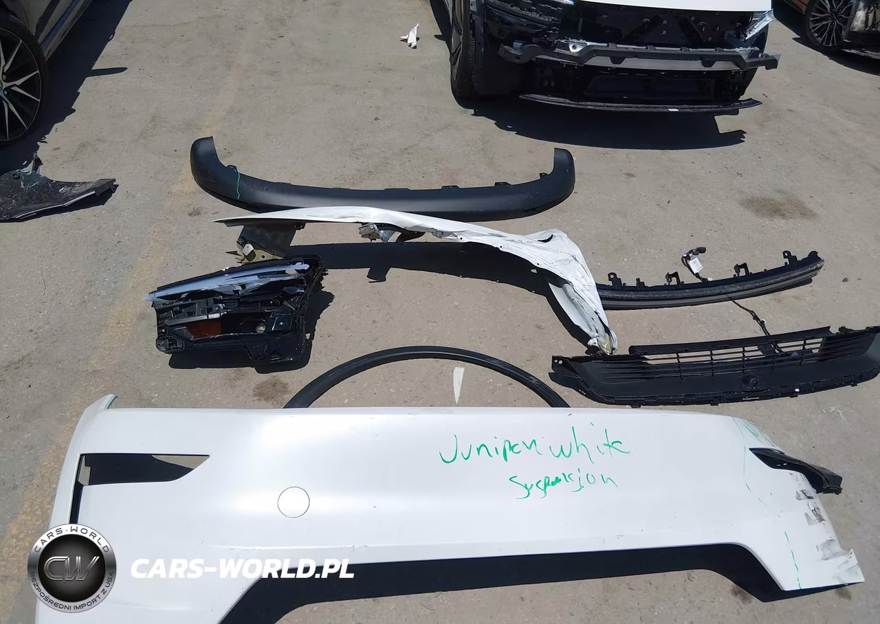 2026 Tesla Model Y All-Wheel Drive-Long Range Launch Series-Premium All-Wheel Drive VIN:7SAYGDEE7TF582147 - 12
