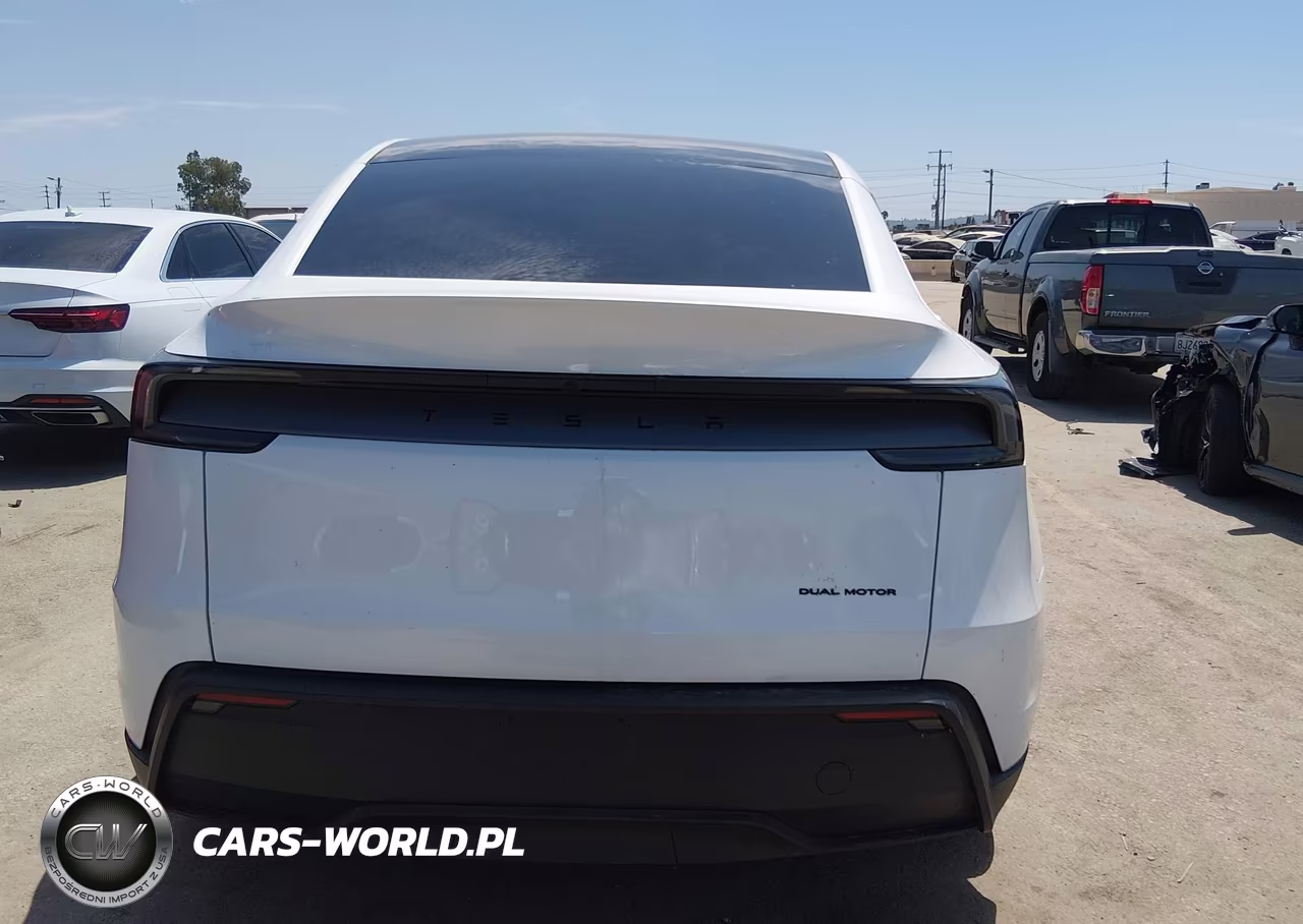 2026 Tesla Model Y All-Wheel Drive-Long Range Launch Series-Premium All-Wheel Drive VIN:7SAYGDEE7TF582147 - 17
