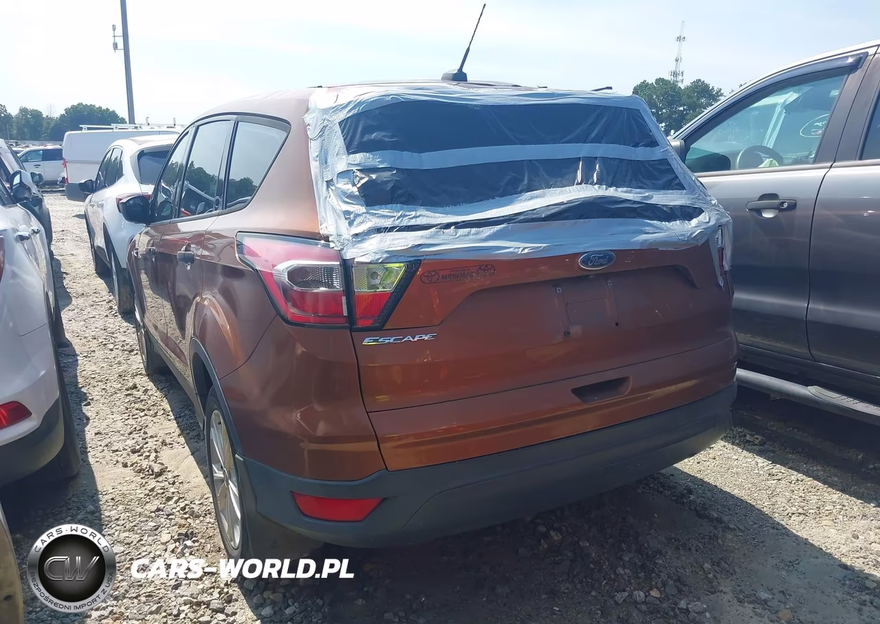 2017 Ford Escape S VIN:1FMCU0F76HUD16136 - 3