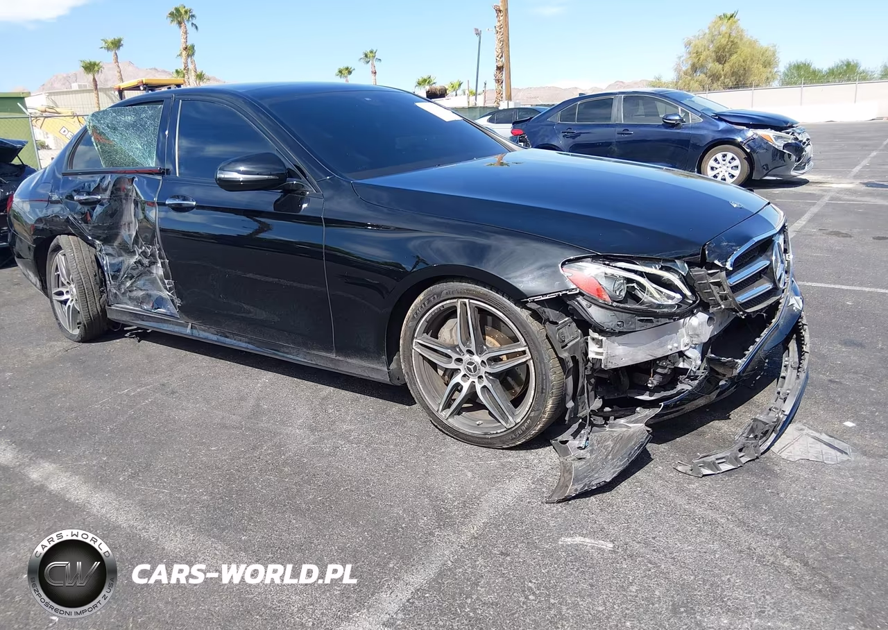 2019 Mercedes-Benz E 300 VIN:WDDZF4JB4KA592017 - 1