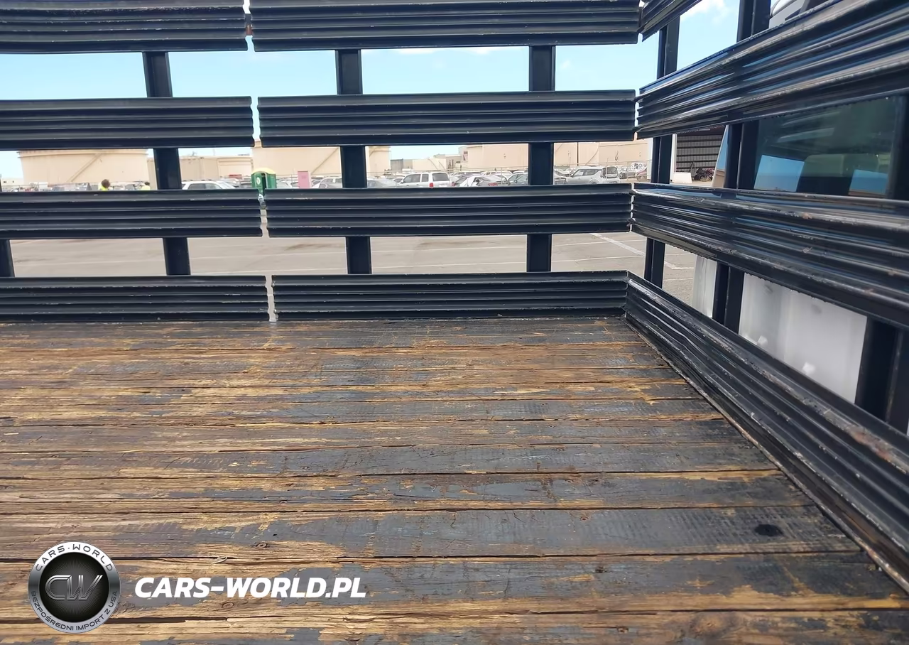 2017 Ford F-350 Chassis Xl VIN:1FDRF3G60HEE51084 - 8