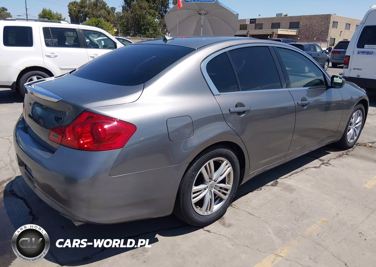 2015 Infiniti Q40 VIN:JN1CV6AP7FM580414 - 4