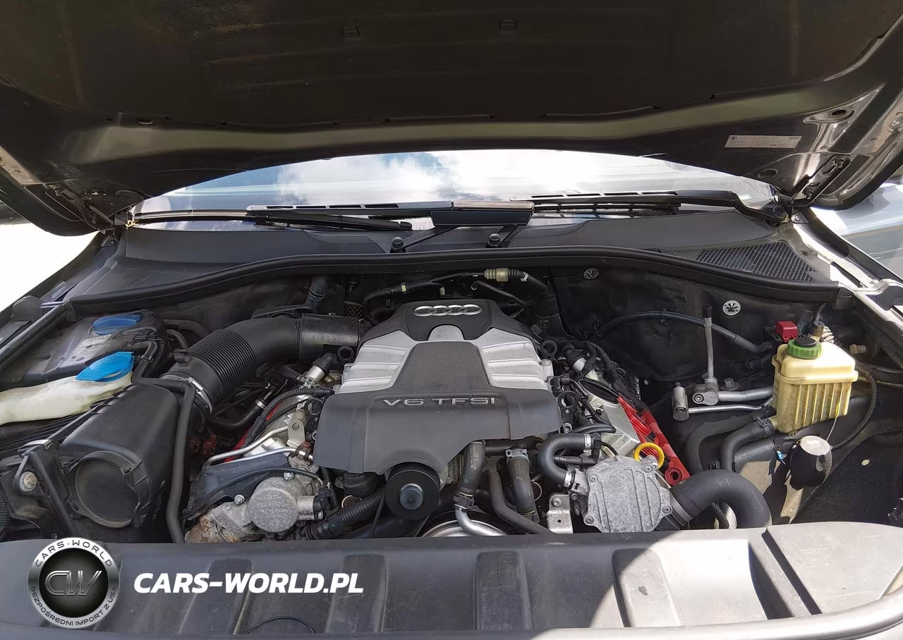 2014 Audi Q7 3.0T Premium VIN:WA1LGAFEXED010787 - 10