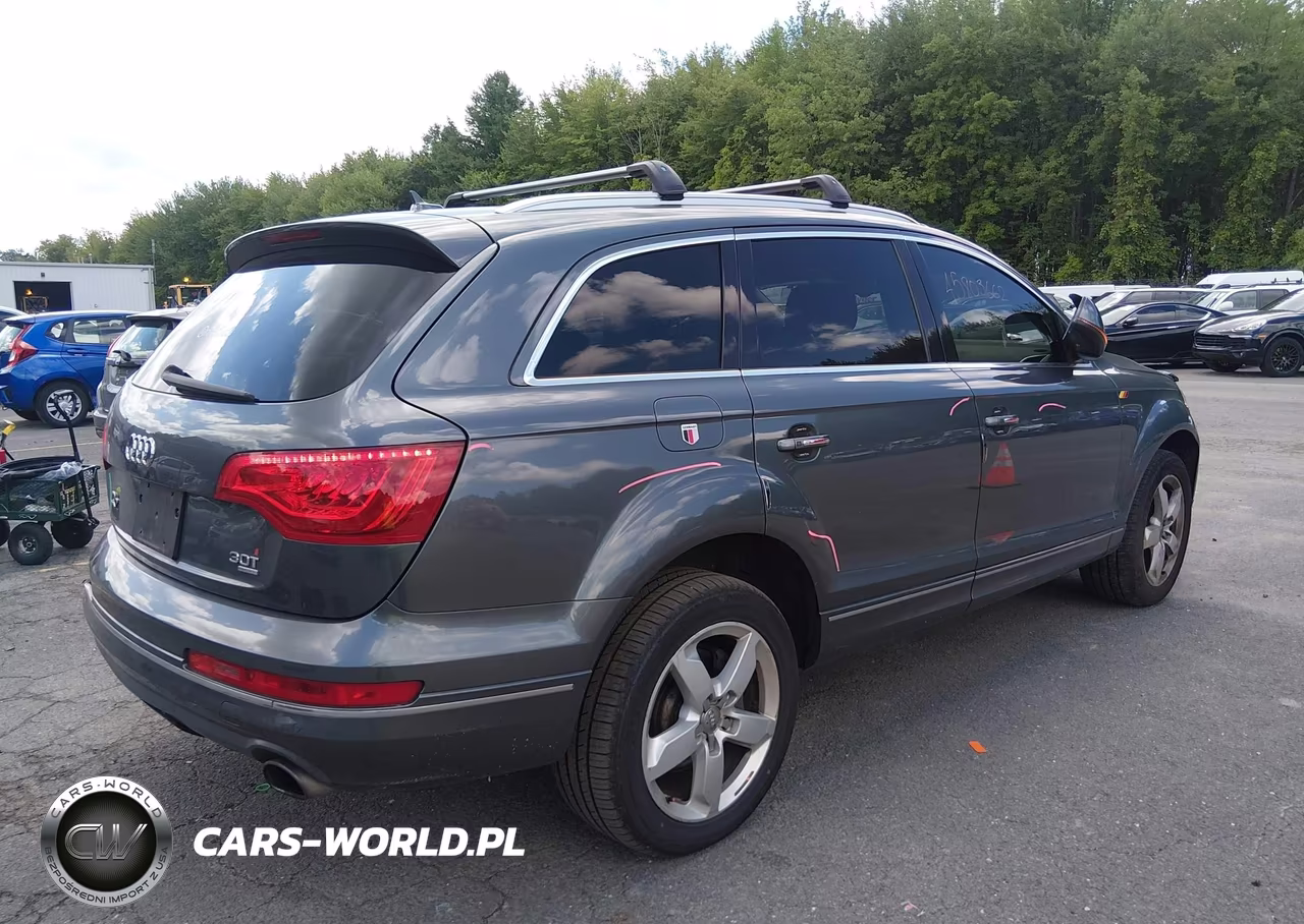 2014 Audi Q7 3.0T Premium VIN:WA1LGAFEXED010787 - 4