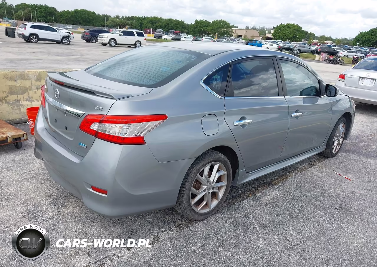 2014 Nissan Sentra Sr VIN:3N1AB7AP5EY242883 - 4