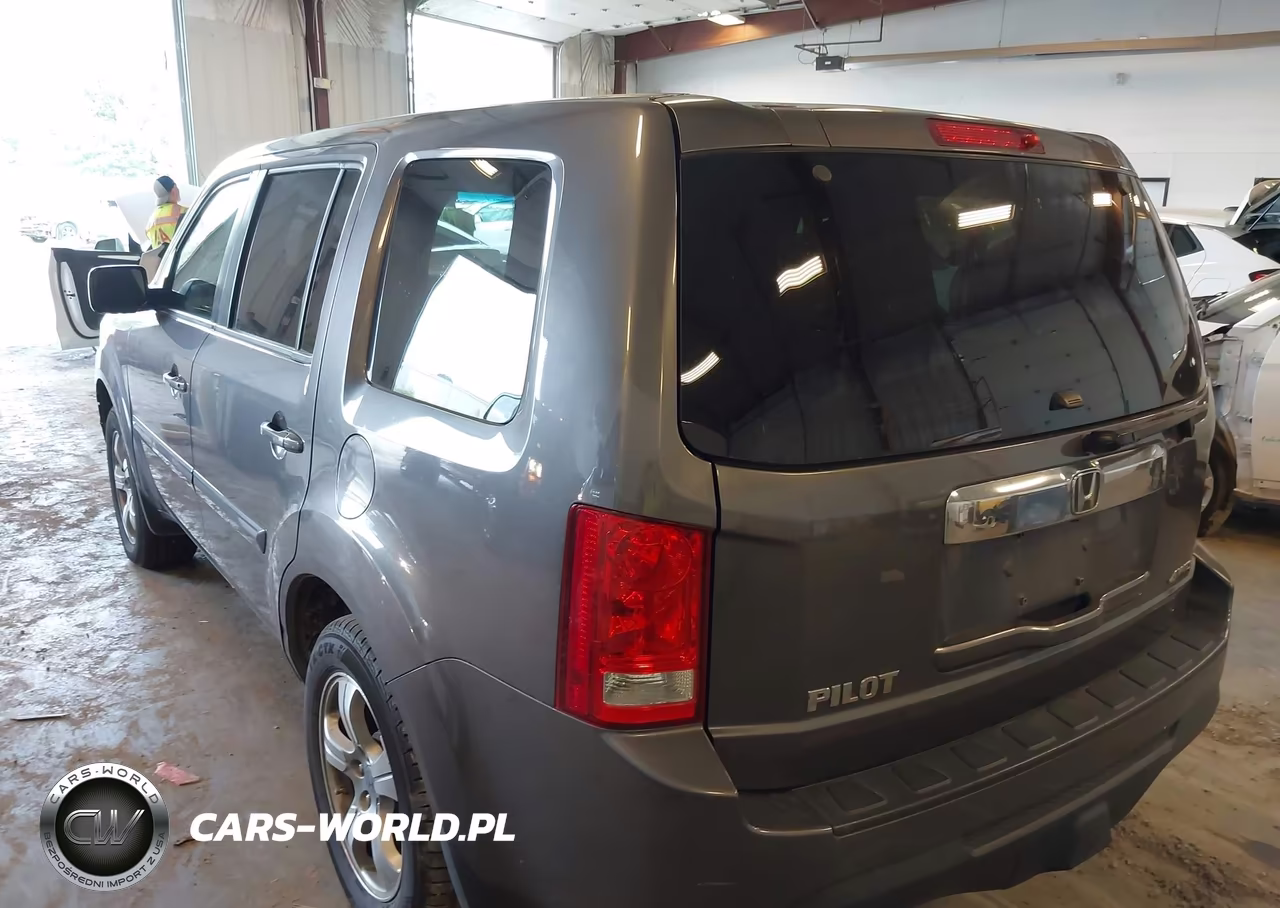 2015 Honda Pilot Ex VIN:5FNYF4H41FB054661 - 3