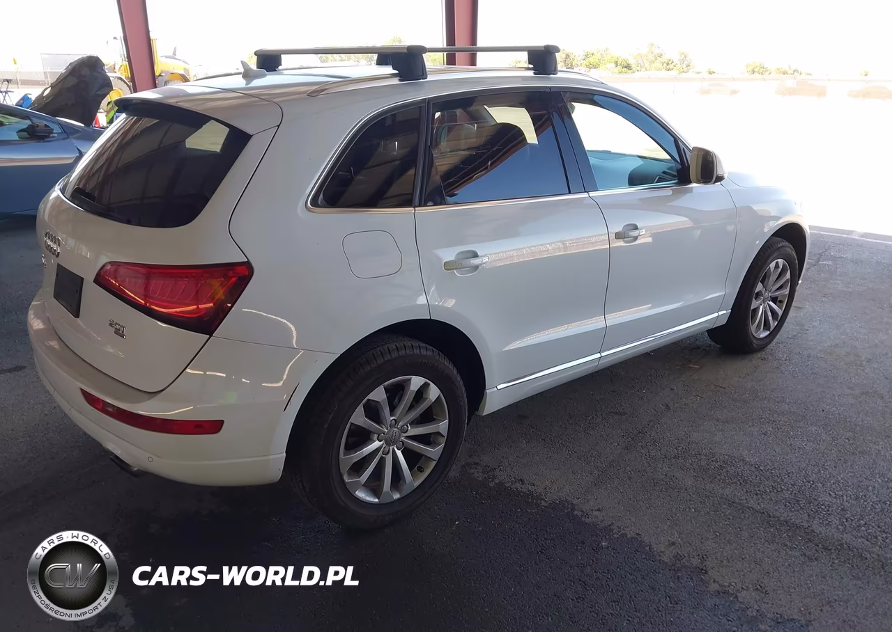 2014 Audi Q5 2.0T Premium VIN:WA1LFAFP2EA041196 - 4